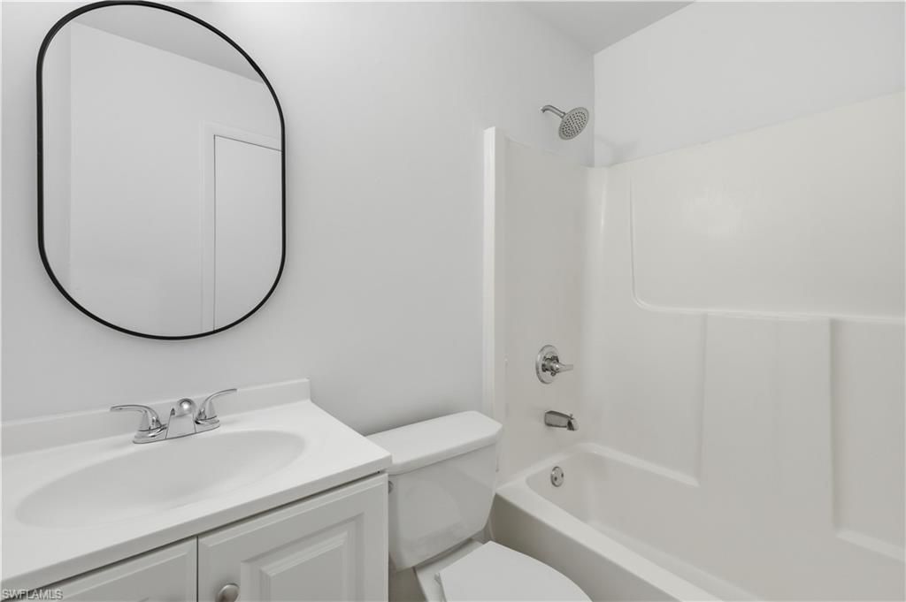 221 SW 22nd St, Cape Coral, FL 33991 Photo