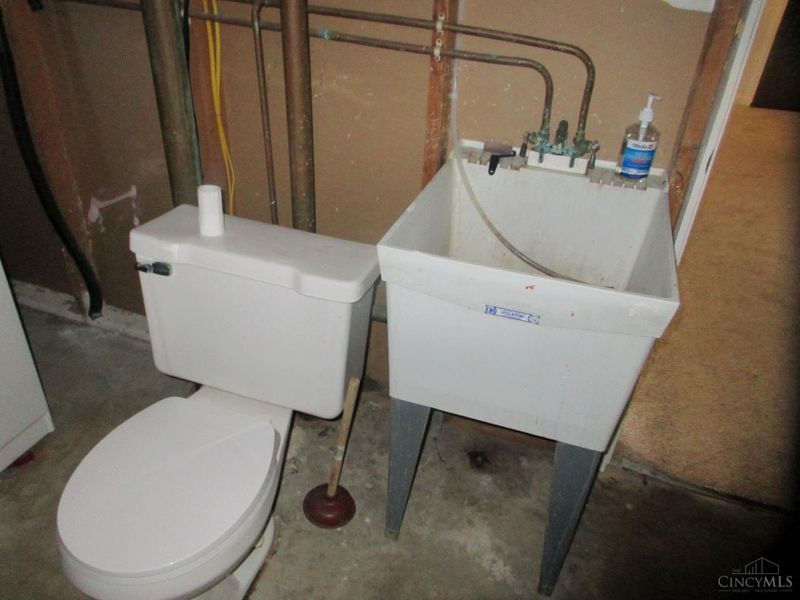 12158 Westerly, Colerain Township, OH 45231 Photo 24