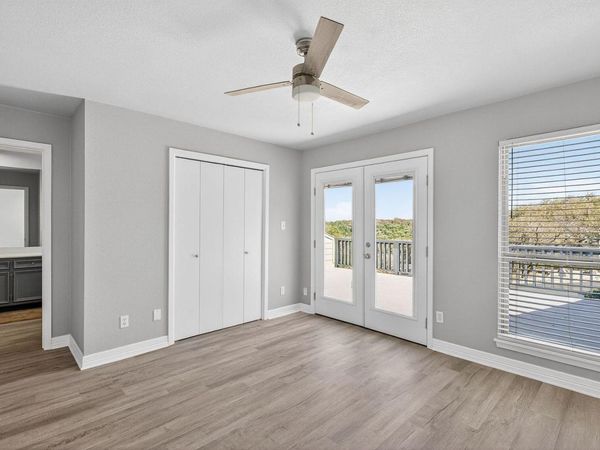 320 Twin Sails, Unit 23, Horseshoe Bay, TX 78657
