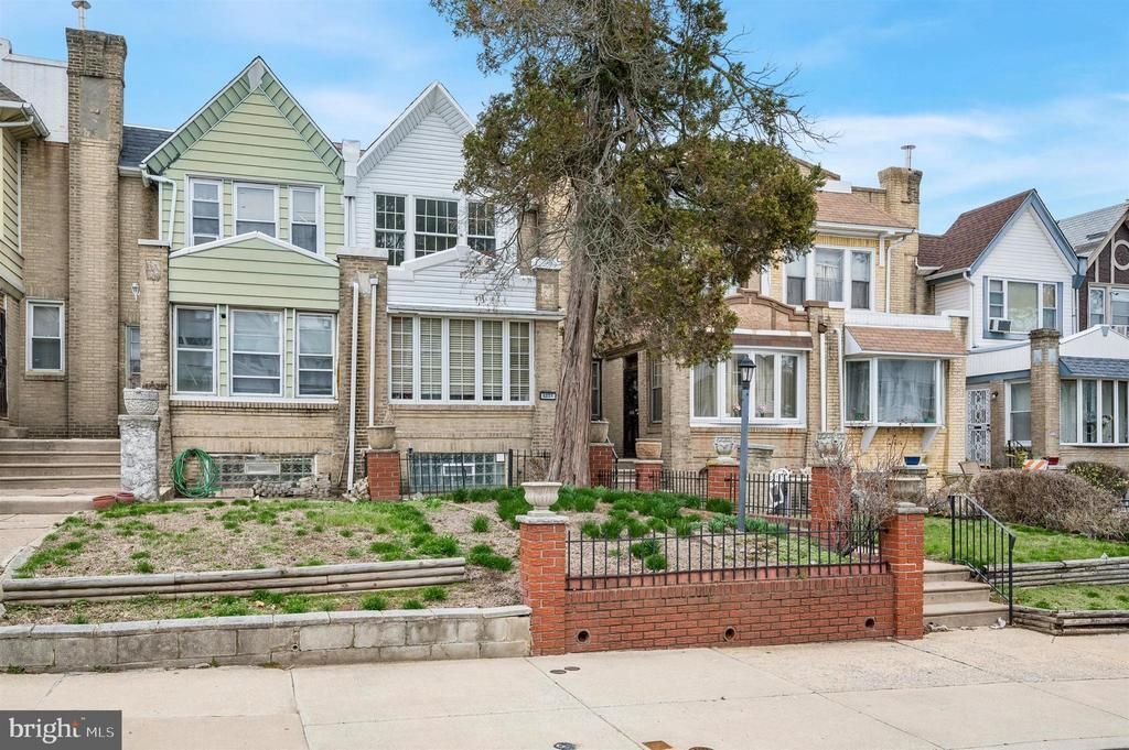 5221 Arlington Street, Philadelphia, PA 19131 Main Photo