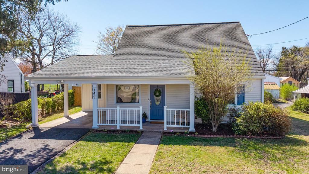 169 Scott Drive, Manassas Park, VA 20111 Main Photo