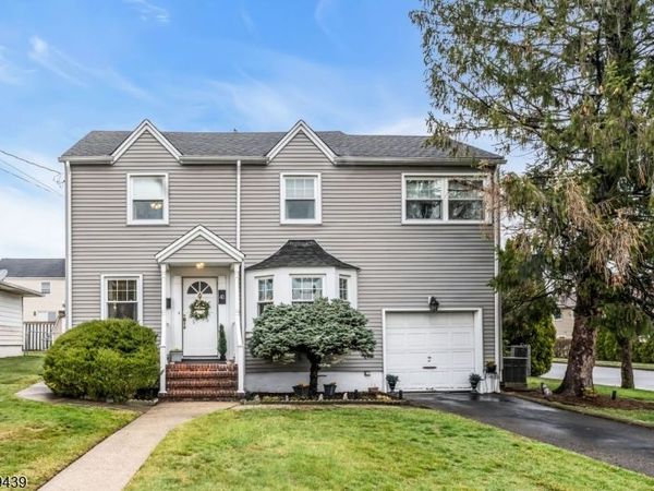 40 Highfield Ln, Nutley, NJ 07110