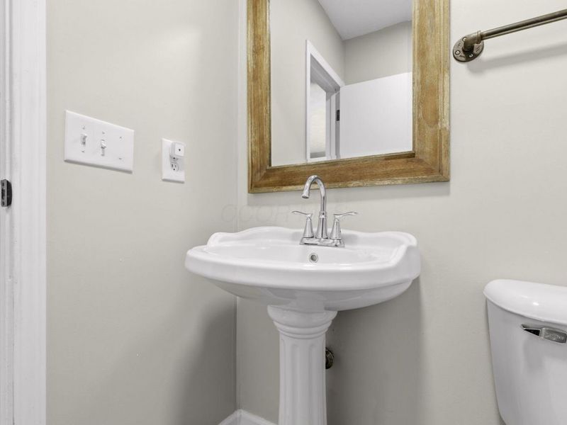 6945 Tussic Street Road , Westerville, OH 43082 Photo 33