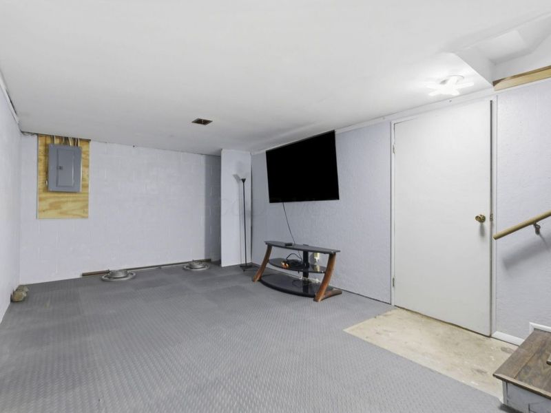 6945 Tussic Street Road , Westerville, OH 43082 Photo 34