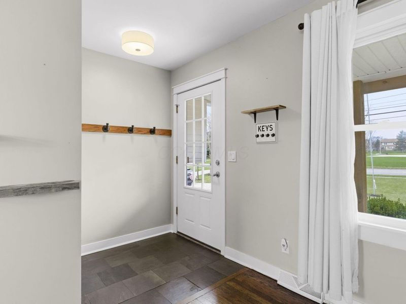 6945 Tussic Street Road , Westerville, OH 43082 Photo 5