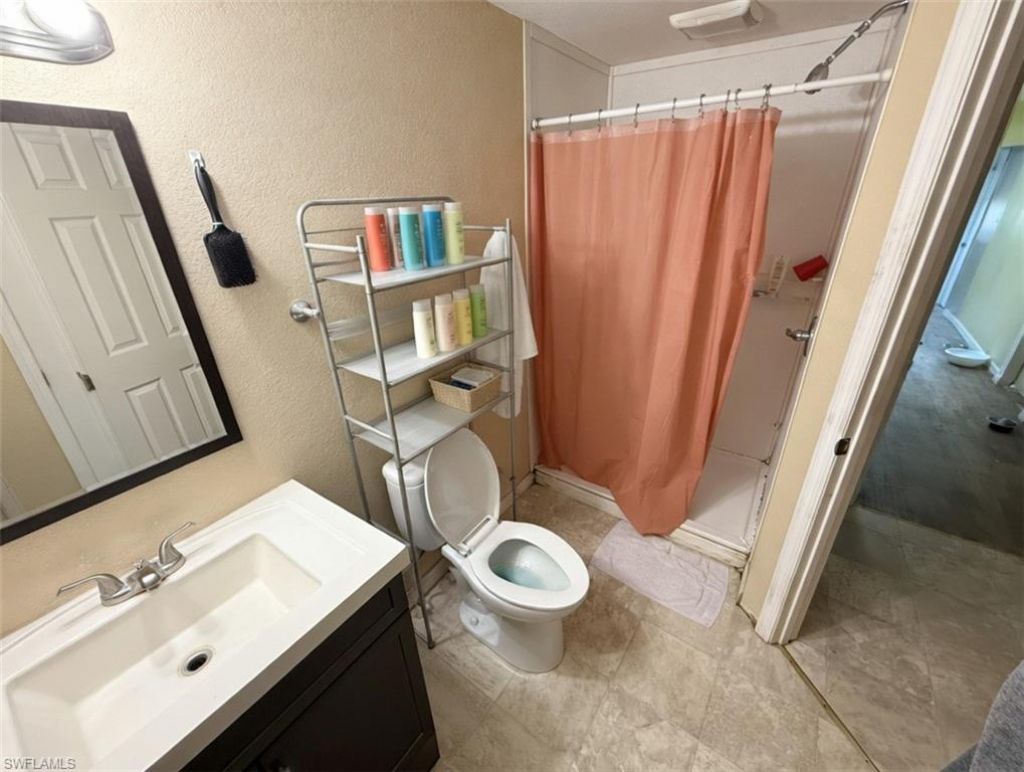 815 Riverside Dr, Moore Haven, FL 33471 Photo