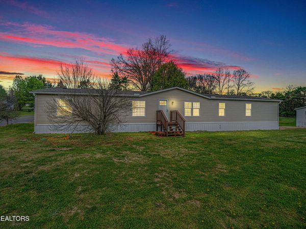 4504 Winslow Drive, Strawberry Plains, TN 37871