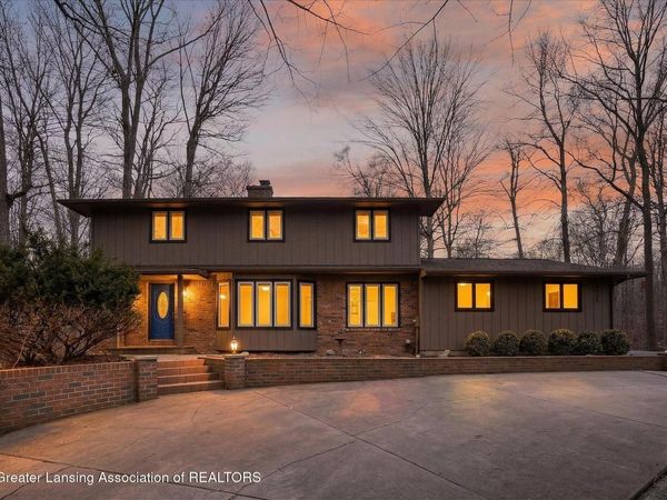 6545 W Galway Circle, Dimondale, MI 48821