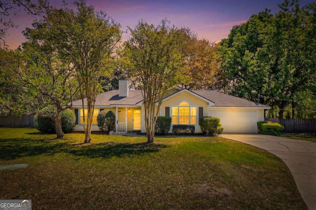 136 Timber Ridge Drive, Brunswick, GA 31525 Main Photo