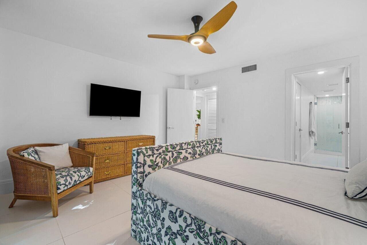 226 Brazilian Avenue, Unit 1a, Palm Beach, FL 33480 Photo