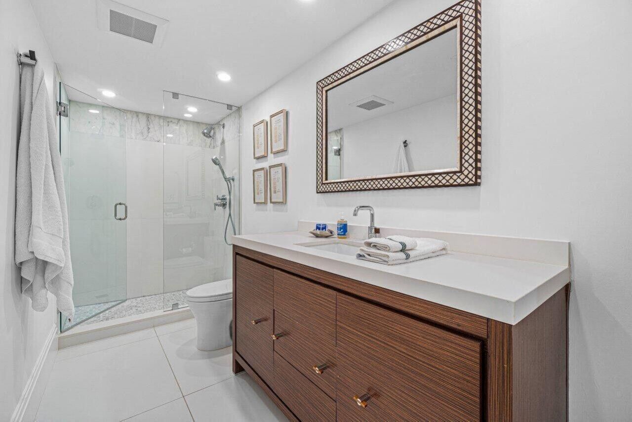 226 Brazilian Avenue, Unit 1a, Palm Beach, FL 33480 Photo