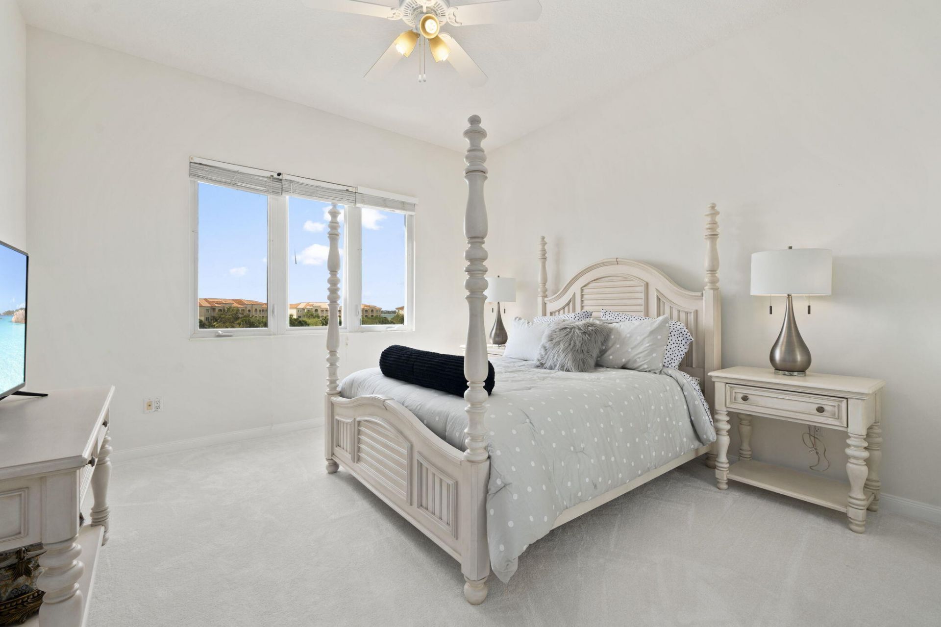 14 Harbour Isle Drive W, Unit Ph01, Fort Pierce, FL 34949 Photo