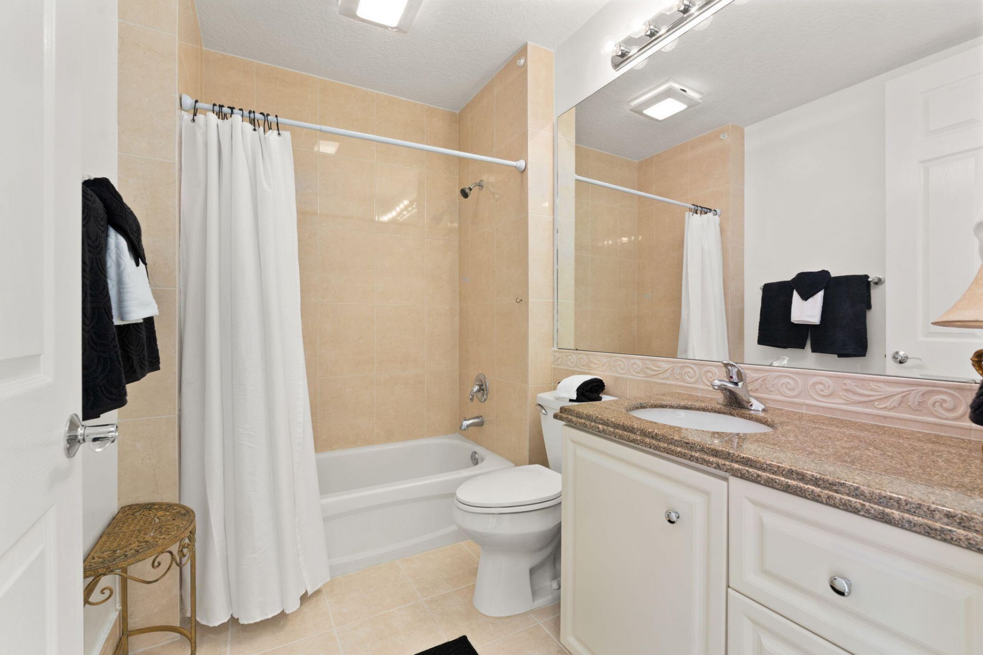 14 Harbour Isle Drive W, Unit Ph01, Fort Pierce, FL 34949 Photo