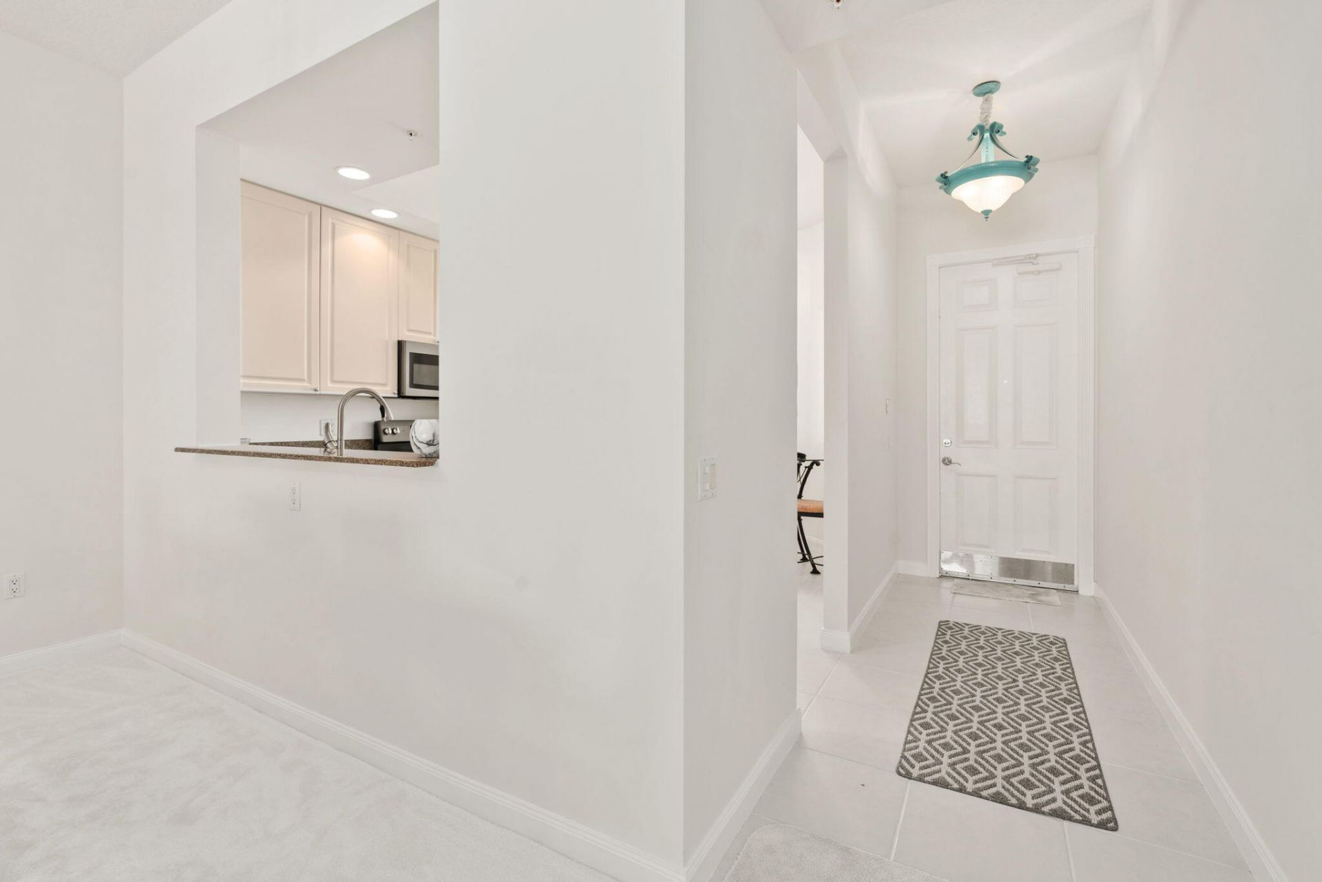 14 Harbour Isle Drive W, Unit Ph01, Fort Pierce, FL 34949 Photo