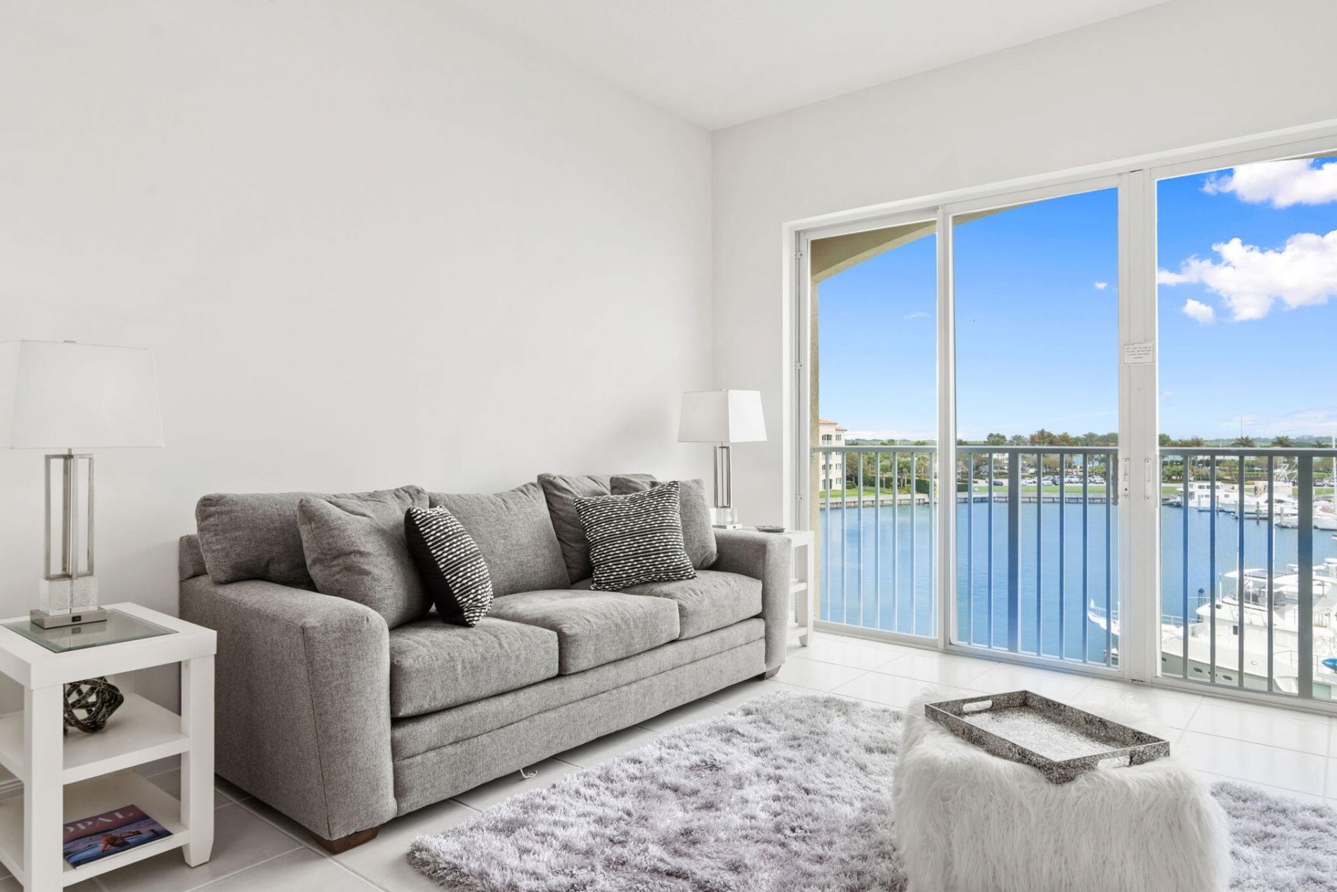 14 Harbour Isle Drive W, Unit Ph01, Fort Pierce, FL 34949 Photo