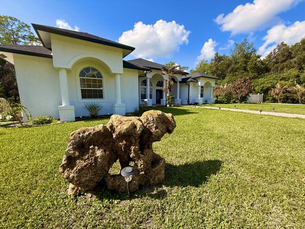 13964 N 69th St Street N, The Acreage, FL 33412