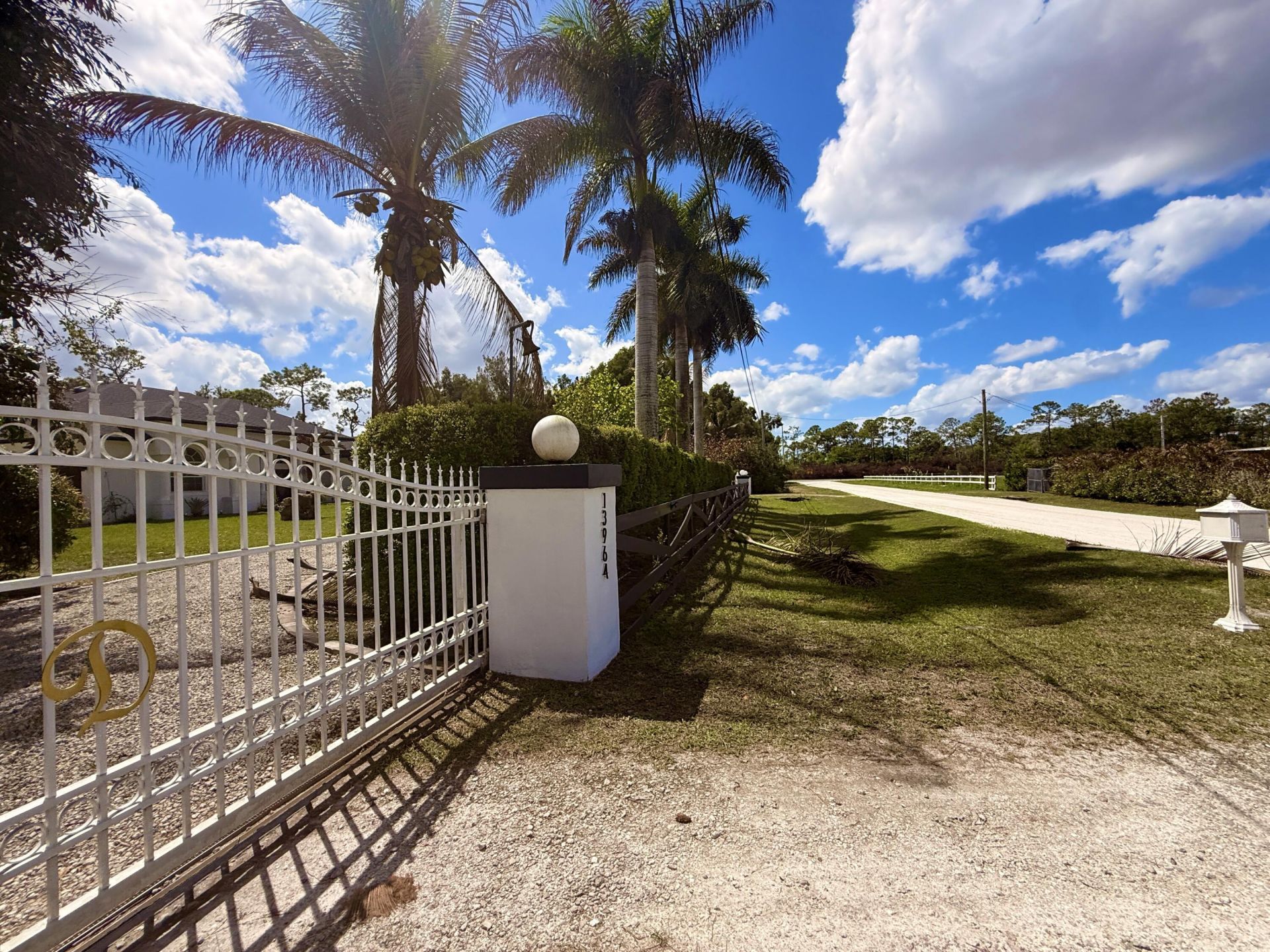 13964 N 69th St Street N, The Acreage, FL 33412 Photo