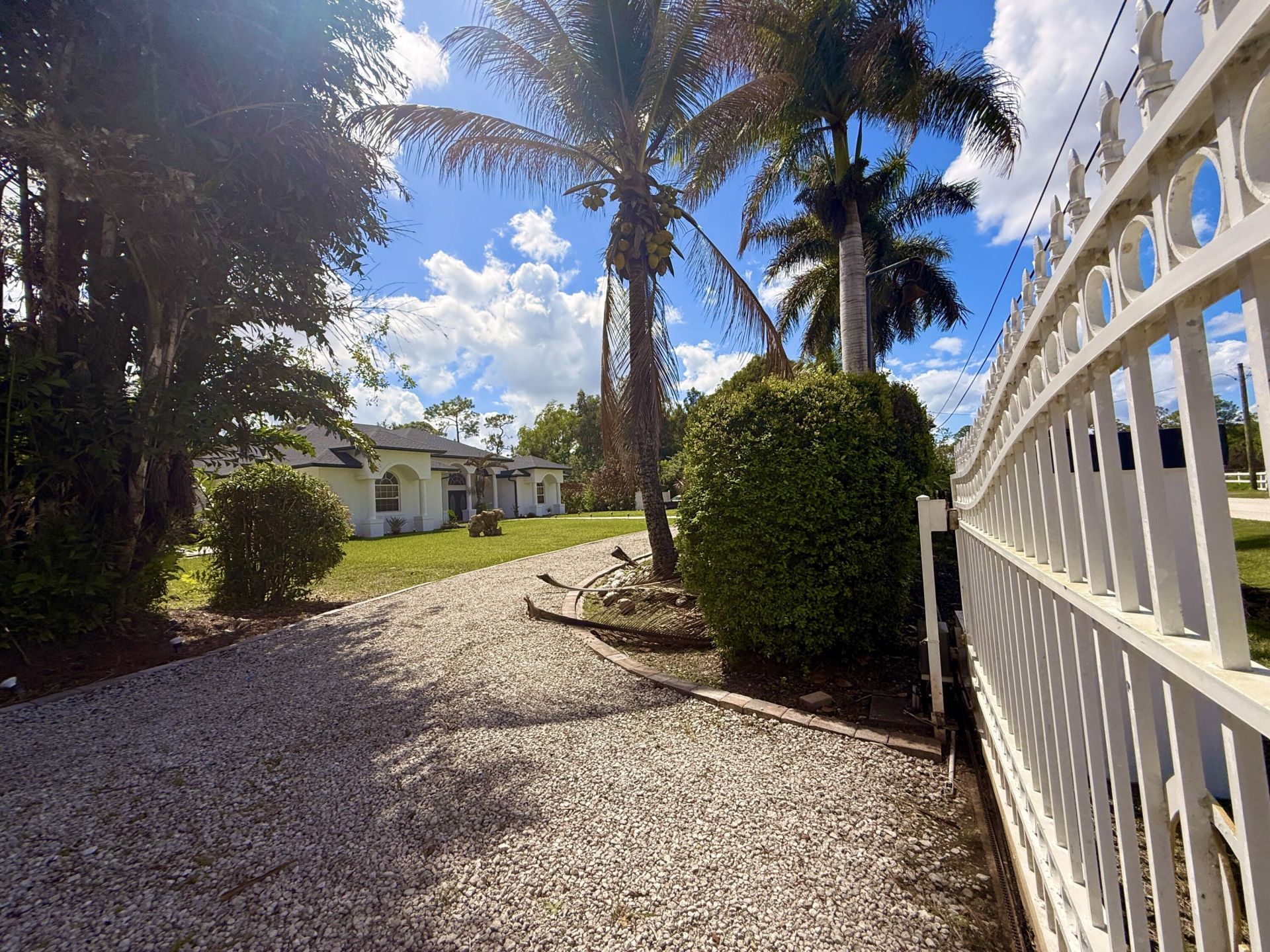 13964 N 69th St Street N, The Acreage, FL 33412 Photo
