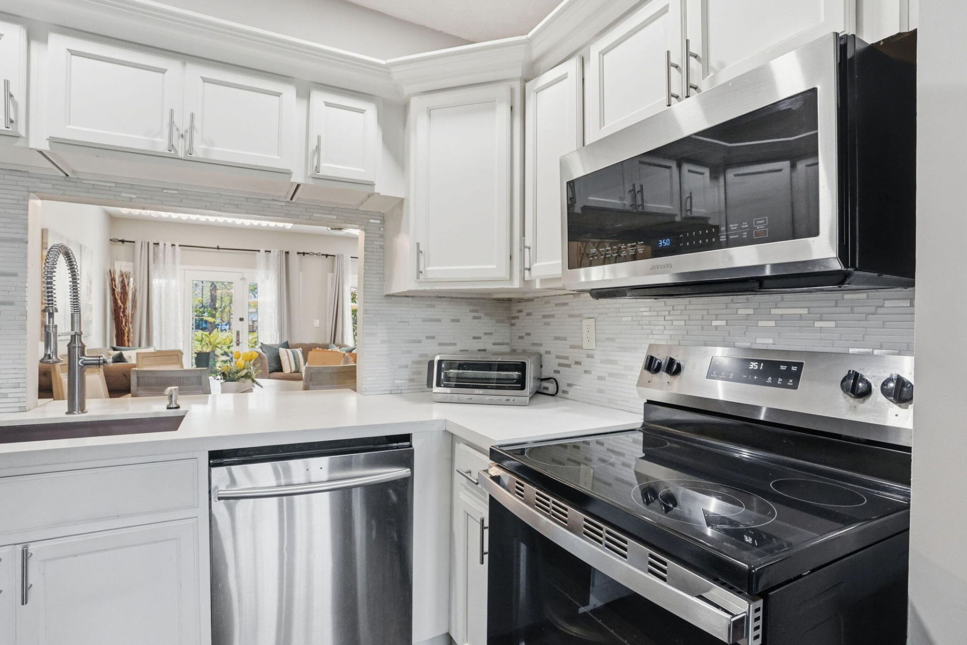 4831 S Hemingway Circle, Unit 4831, Margate, FL 33063 Photo