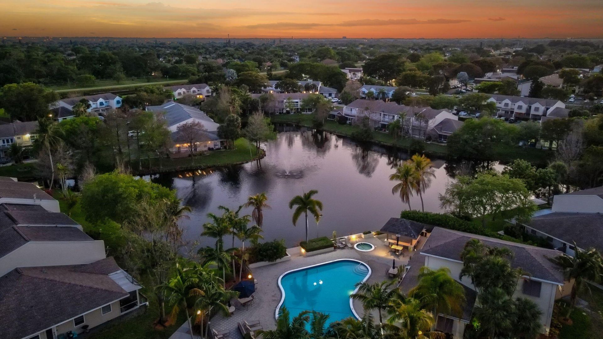 4831 S Hemingway Circle, Unit 4831, Margate, FL 33063 Photo