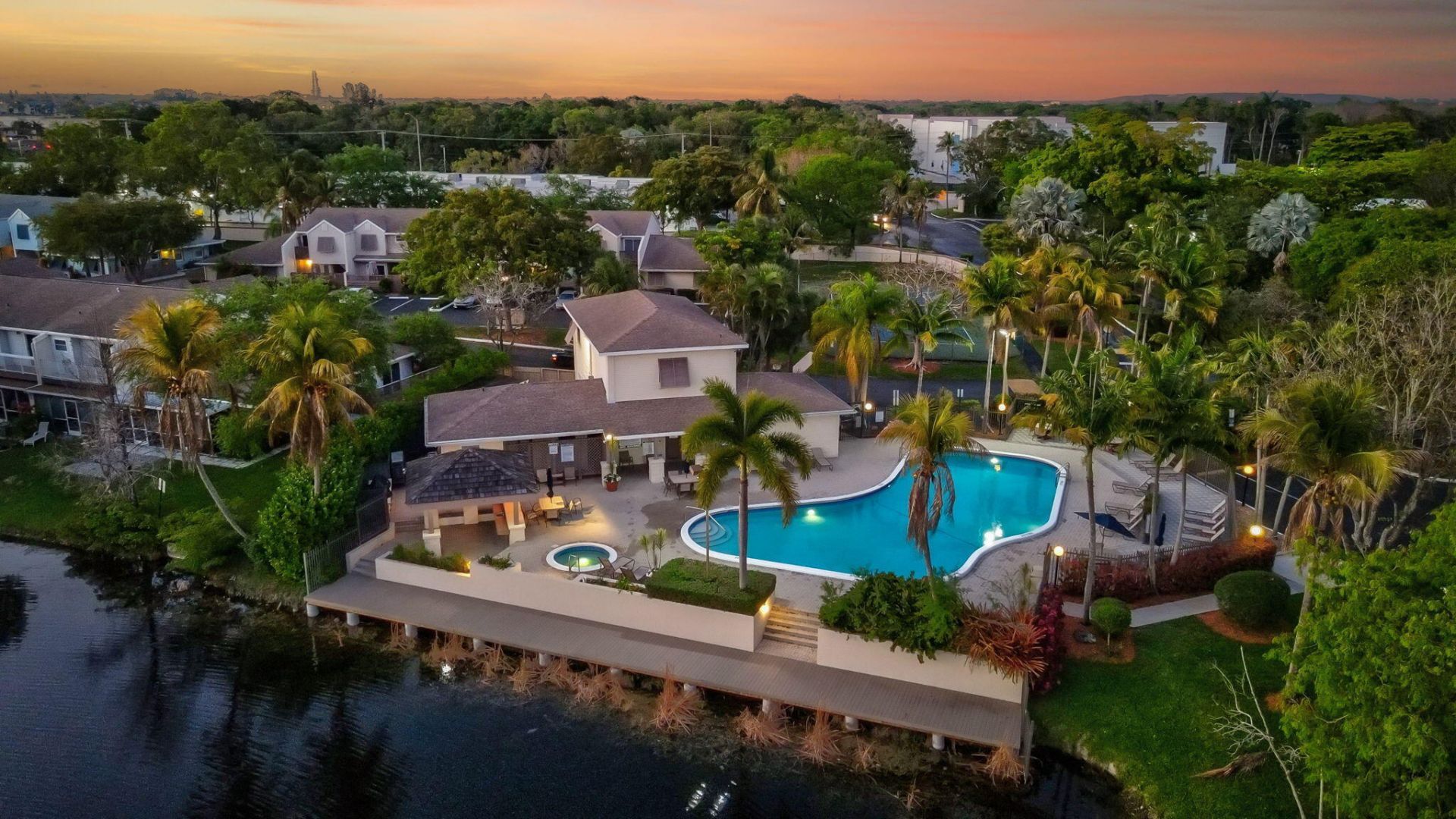 4831 S Hemingway Circle, Unit 4831, Margate, FL 33063 Photo