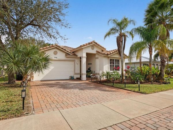 1740 SW Jamesport Drive, Port St. Lucie, FL 34953