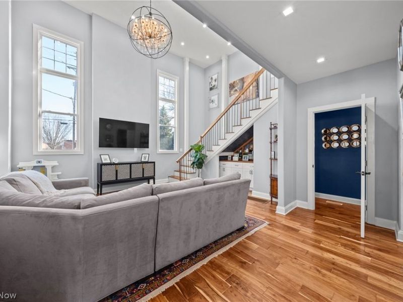 4902 Tillman Avenue, Cleveland, OH 44102 Photo 17