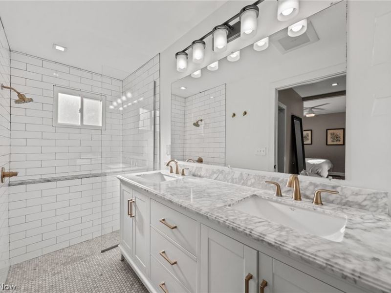 4902 Tillman Avenue, Cleveland, OH 44102 Photo 28