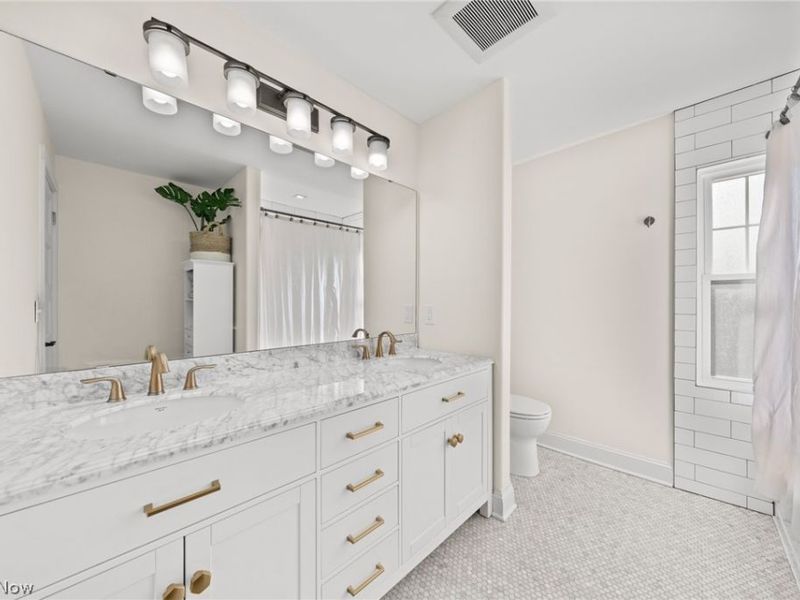 4902 Tillman Avenue, Cleveland, OH 44102 Photo 41