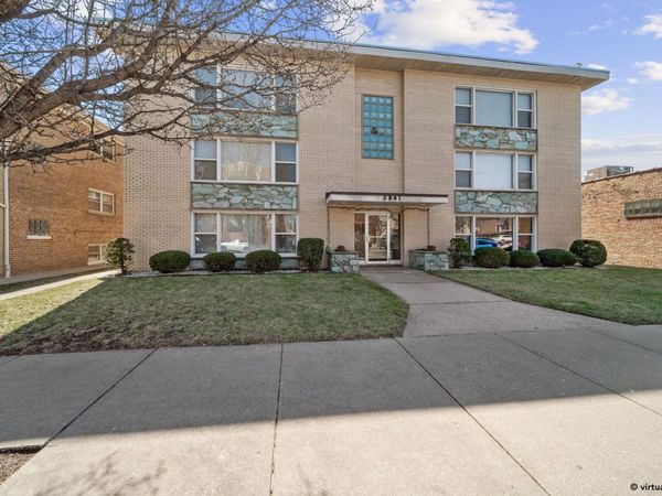 5841 W Lawrence Avenue , Unit 2NE, Chicago, IL 60630