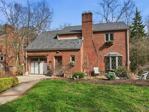 185 Inglewood Dr, Pittsburgh, PA 15228