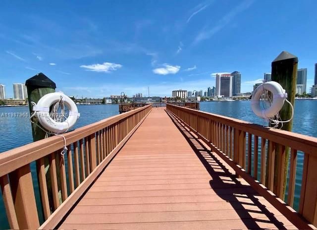 400 Golden Isles Dr, Unit 43, Hallandale Beach, FL 33009 Photo