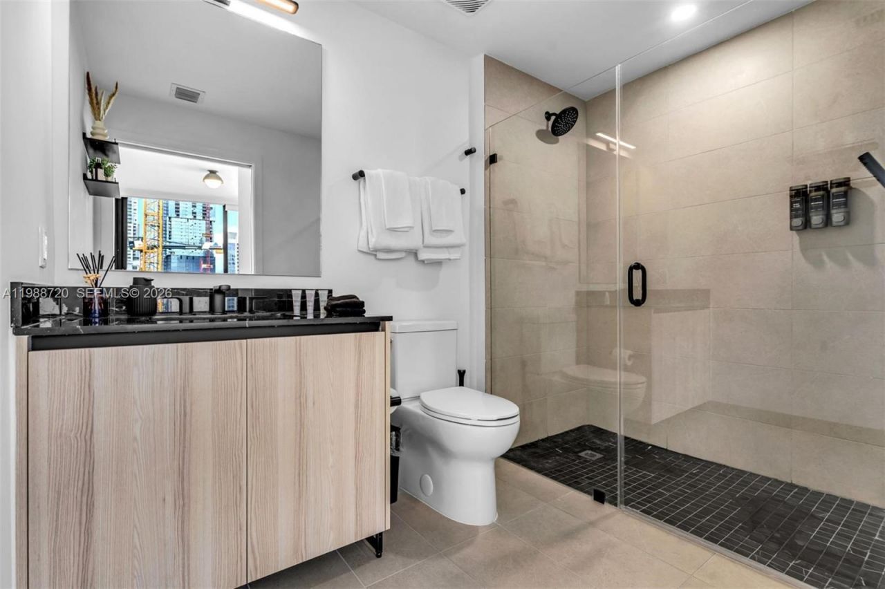 225 N Miami Ave, Unit 1701, Miami, FL 33131 Photo