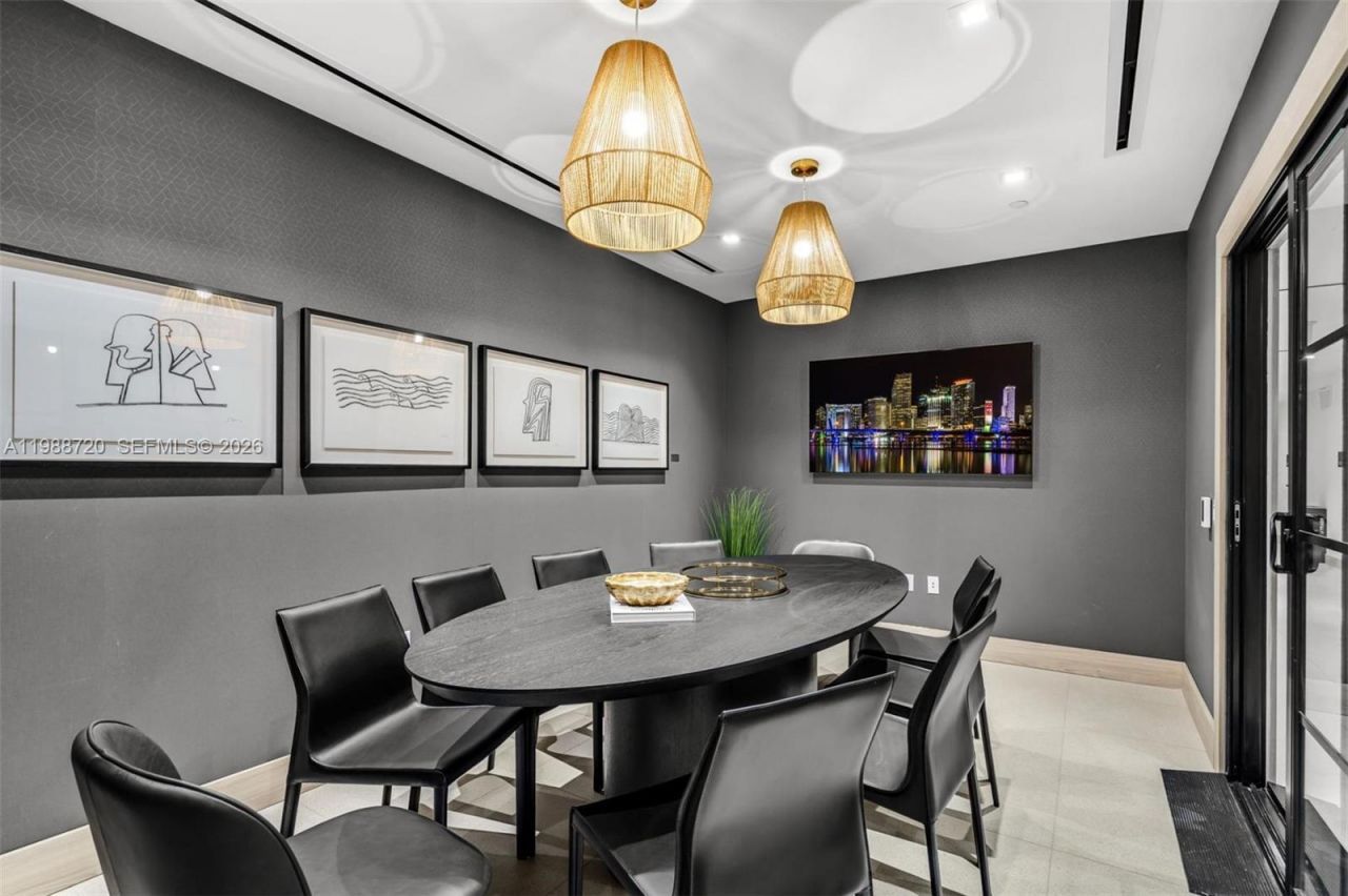 225 N Miami Ave, Unit 1701, Miami, FL 33131 Photo