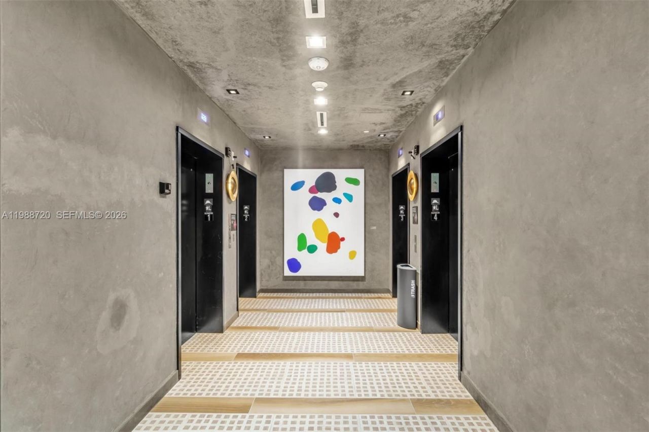 225 N Miami Ave, Unit 1701, Miami, FL 33131 Photo