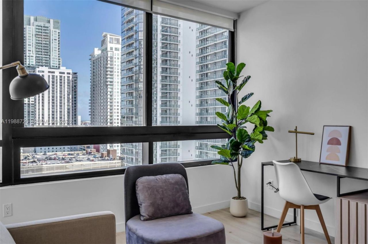 225 N Miami Ave, Unit 1701, Miami, FL 33131 Photo