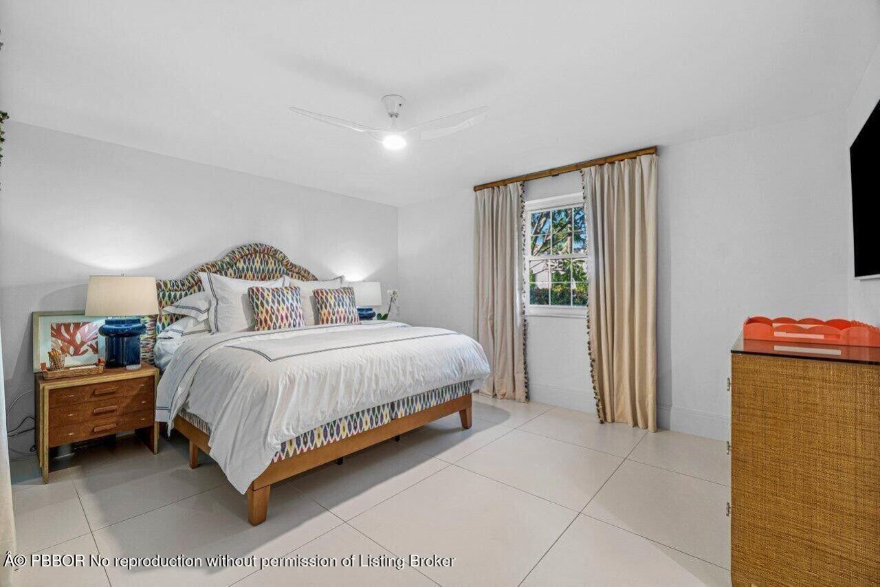 226 Brazilian Avenue, Unit 1A, Palm Beach, FL 33480 Photo