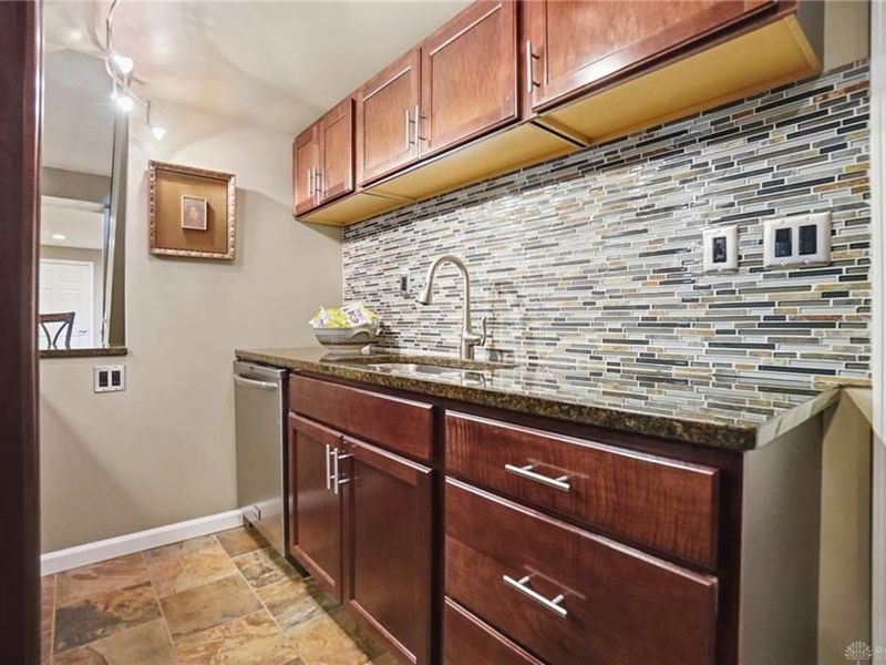 365 Pond Meadows Court, Washington Township, OH 45458 Photo 48