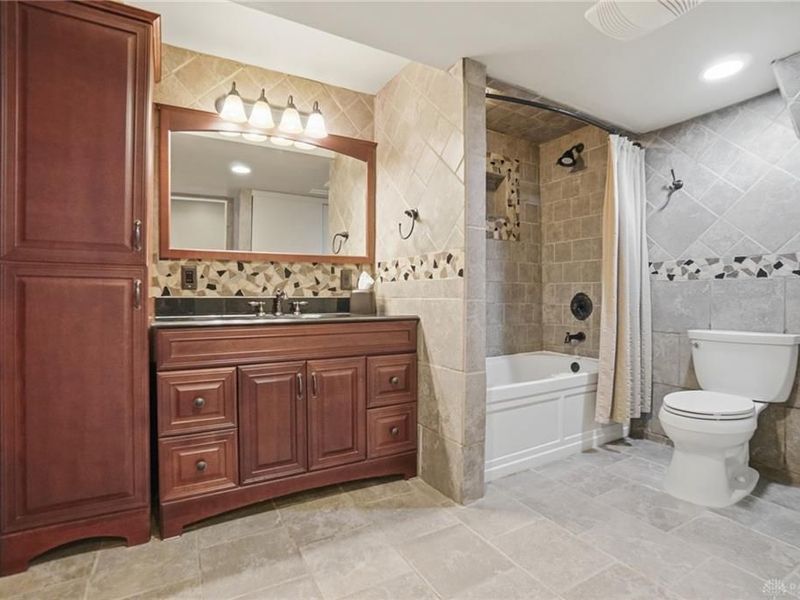 365 Pond Meadows Court, Washington Township, OH 45458 Photo 55