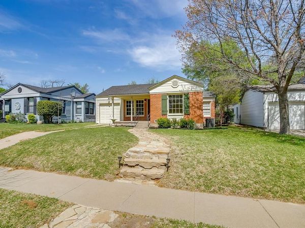 4308 Curzon Avenue, Fort Worth, TX 76107
