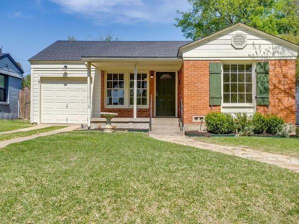4308 Curzon Avenue, Fort Worth, TX 76107