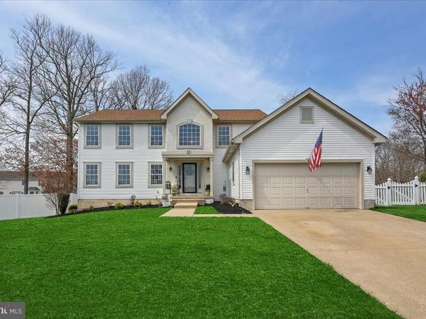 8 MARBLE COURT, SICKLERVILLE, NJ 08081