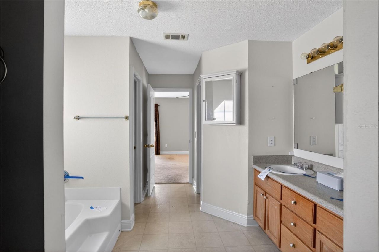 953 Chesapeake Trail, Cantonment, FL 32533 Photo