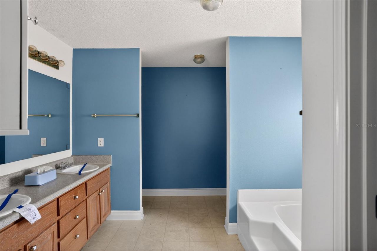 953 Chesapeake Trail, Cantonment, FL 32533 Photo