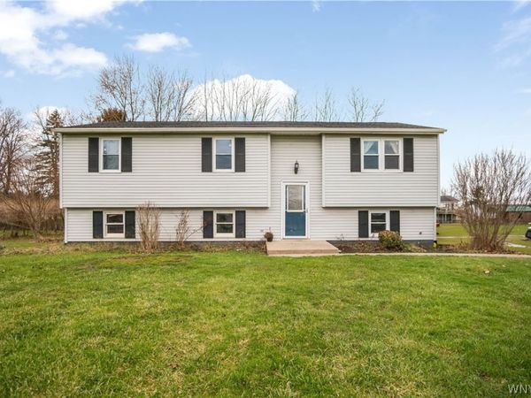 4806 Cottage Court, Lockport, NY 14094