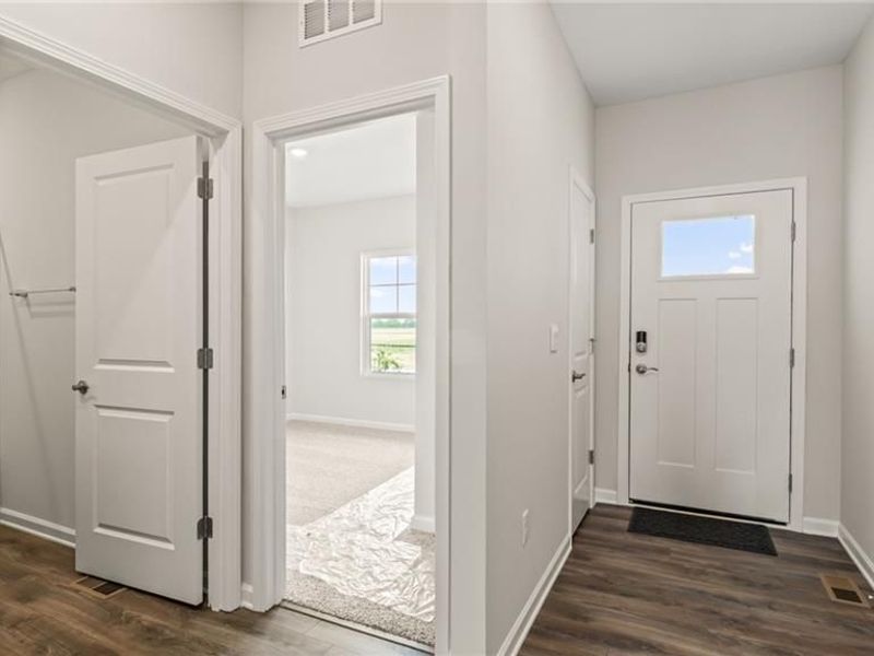 461 Hollywood Boulevard, Xenia, OH 45385 Photo 6