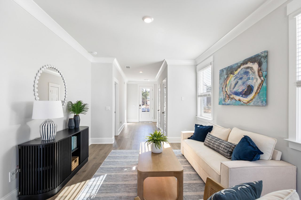 186 Castle Hill Road Photo 12