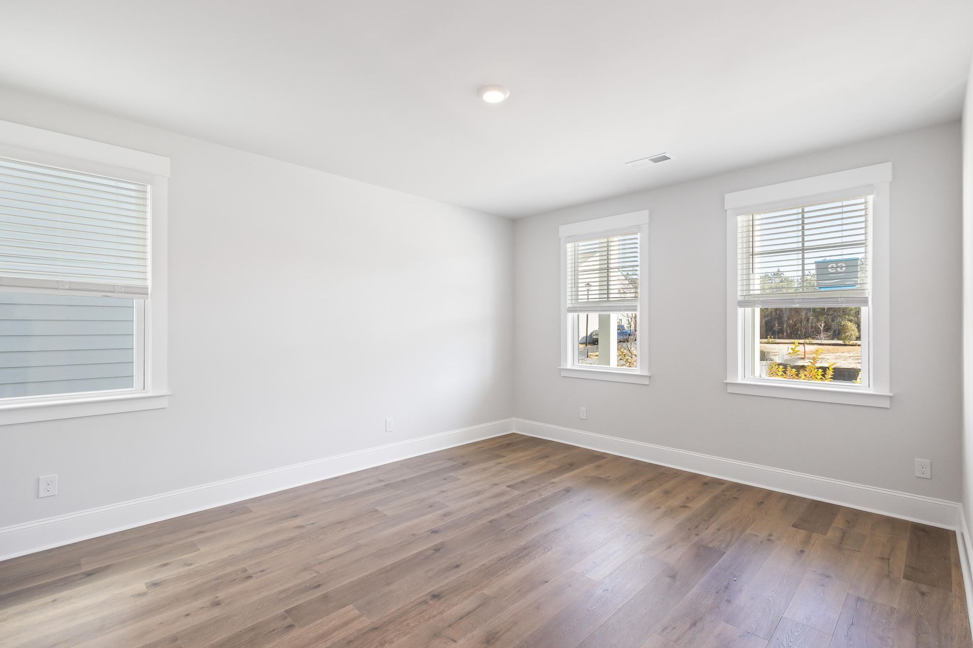 186 Castle Hill Road Photo 22