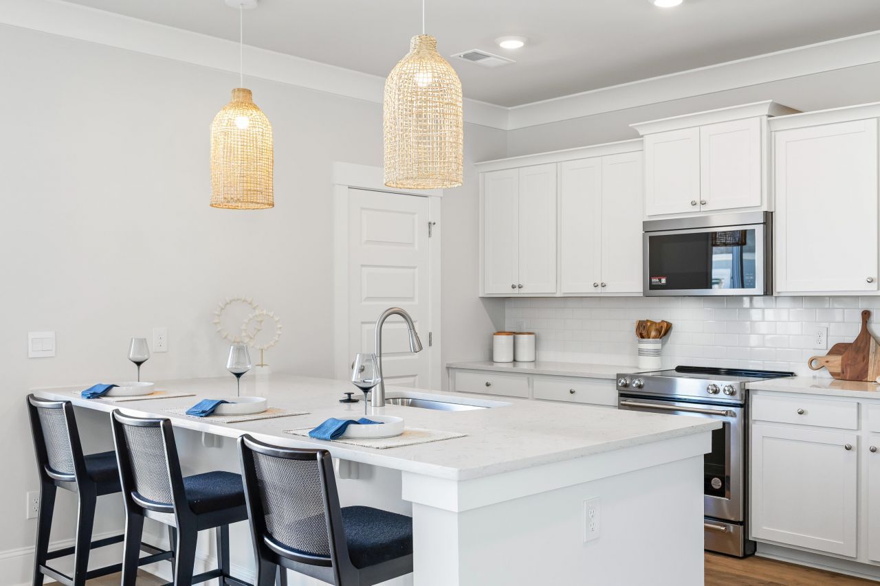 186 Castle Hill Road Photo 4