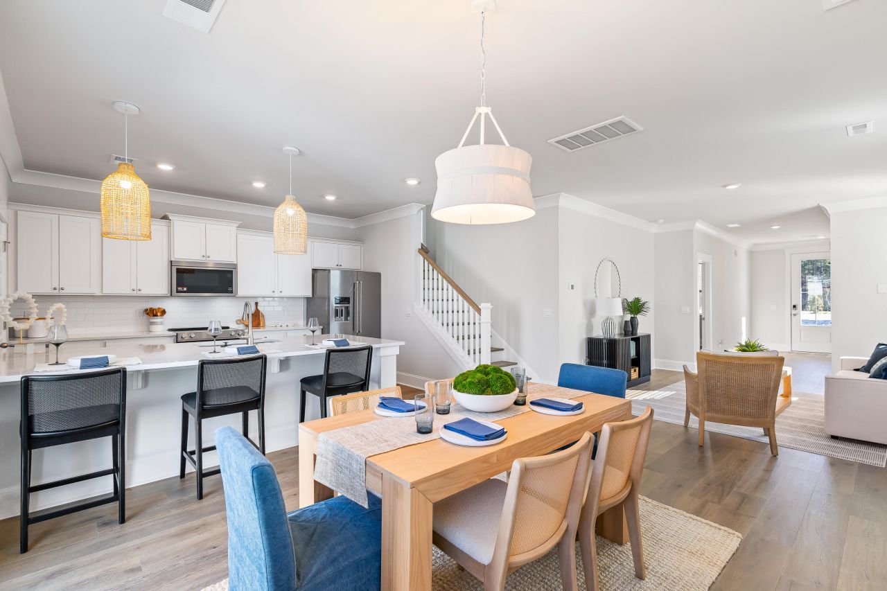 186 Castle Hill Road Photo 6